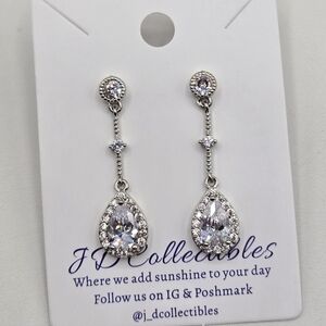 Swarovski Elements Silver Teardrop Earrings w/ Clear Swarovski Crystals